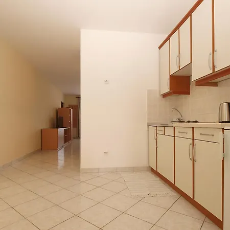 Apartmán Sebastian 1842 *