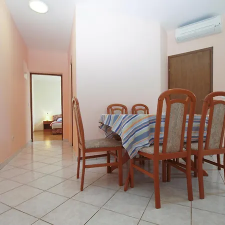 Sebastian 1842 Apartmán Fažana