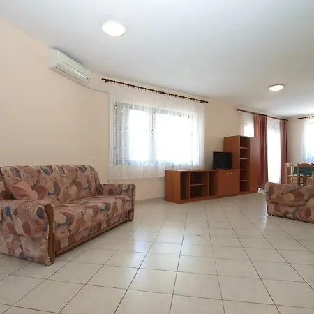 Sebastian 1842 Apartmán