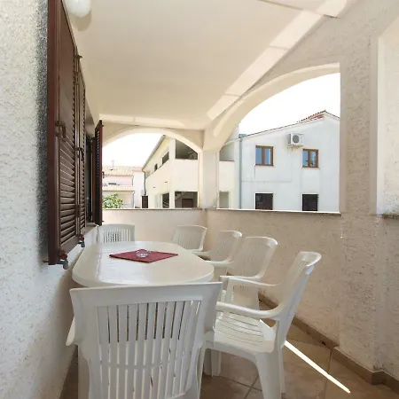 Sebastian 1842 Apartmán *